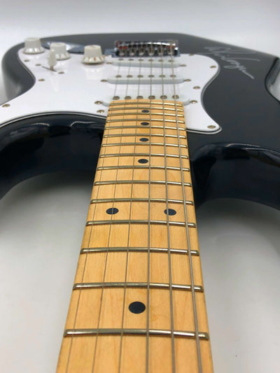 ALICE COOPER (Alice Cooper/Hollywood Vampires)</br>signierte Gitarre, Classic Style – Bild 9