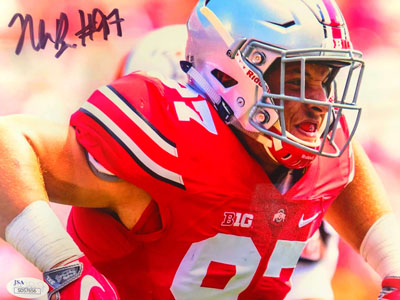 Signierte Fotografie Nick Bosa im Ohio State University Footballtrikot
